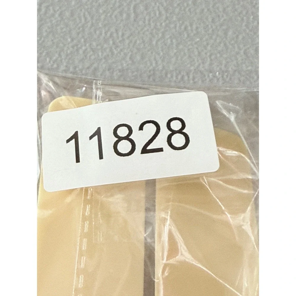 Vintage nylon Plastic‎ Slotted turner Spatula Kitchen Utensil cream beige
